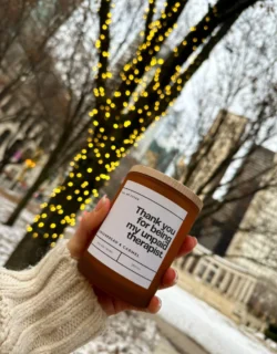 ŚWIECA UNPAID THERAPIST